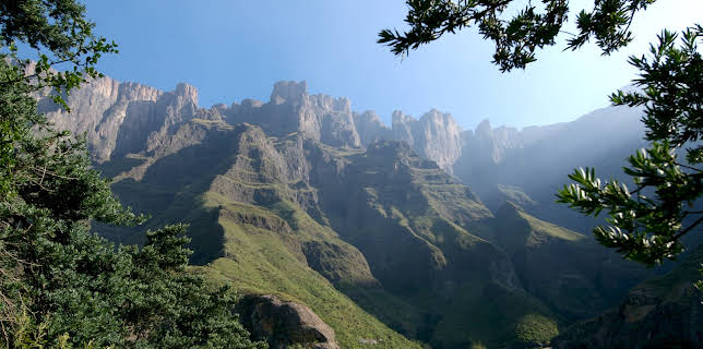 17:45: Im Bann der Drachenberge | 3SAT | 12/10 2025