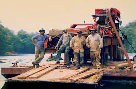 Gold Rush The Dirt: The Hoffman Story, Season 1: Bungle in the Jungle