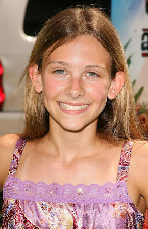 Jessie Flower as Kid