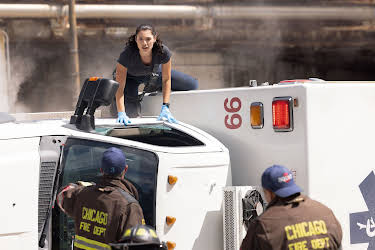 19:10: Chicago Fire (S14 E3) (S14) | Viasat Series | 5/6 2026
