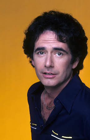 Richard Kline as 