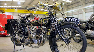 12:00 AM: Bangers & Cash (S7 E1) (S7) | Yesterday | 1/4 2026