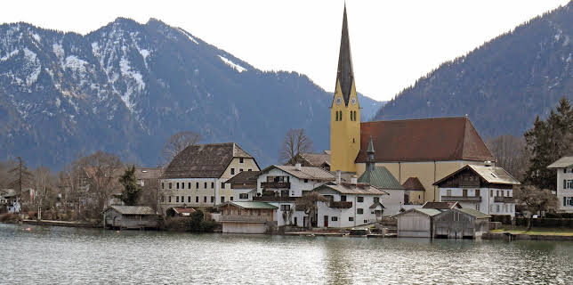12:50: Tegernsee, da will ich hin! | 3SAT | 12/1 2025