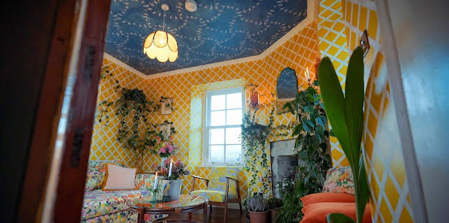 08:15: Banjo pussar opp Hebridane: Glengorm slott og Tobermory fyr | NRK 2 | 12/30 2025