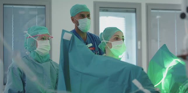 21:00: S:t Görans sjukhus (S2 E4) (S2) | TV3 | 2/2 2026