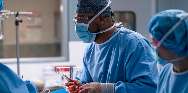 3:05 AM: New Amsterdam (S5 E8) (S5) | 5 Select | 12/26 2025