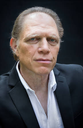 Jeffrey Alan Solomon as 