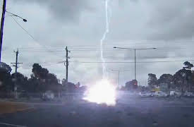 Wild & Weird America, Season 1: Don't Mess With Mother Nature