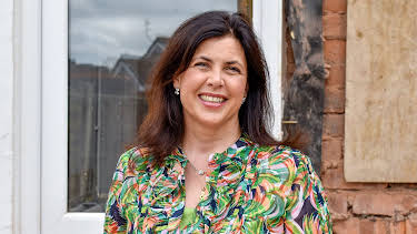 7:55 PM: Kirstie and Phil's Love It or... | More 4 | 3/27 2026