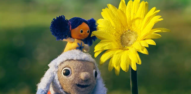 5:45 PM: Moon and Me (S2) | Cbeebies | 12/15 2025