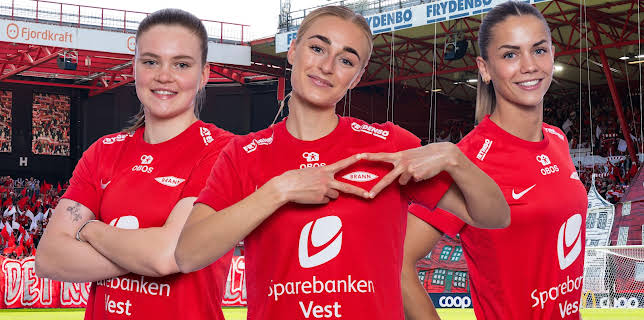 17:55: Toppserien: Brann - Bodø/Glimt | TV 2 Sport 1 | 11/15 2025