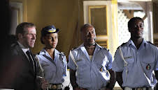 Mord i paradis (S1 E1)