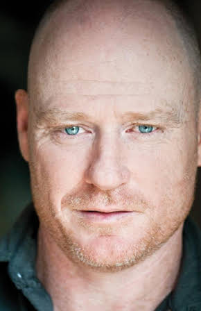 Richard Sutherland as 