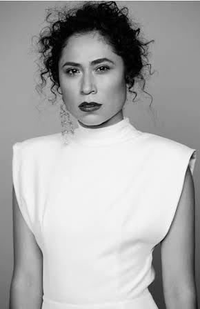Mayra Batalla as 