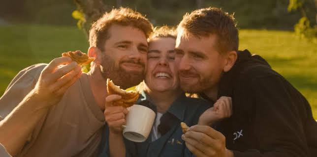 21:30: Dama til: Anders Mol | NRK 2 | 12/3 2025