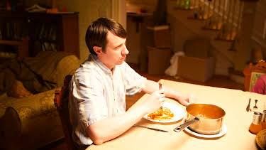 23:30: Der ondskapen bor (S4 E20) (S4) | FEM | 5/21 2026