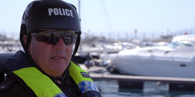 8:00 AM: Cops On The Rock (S1 E7) (S1) | Dave | 12/18 2025