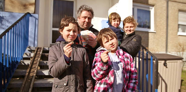 Armes Deutschland - Stempeln oder abrackern?