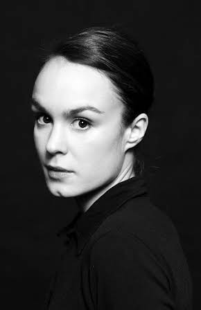 Rebecka Hemse as 