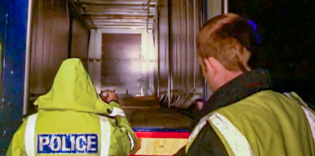 6:00 PM: Police Interceptors (S4 E9) (S4) | Paramount | 12/8 2025