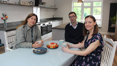 7:00 PM: Kirstie and Phil's Love It or... | 4 Seven | 1/12 2026