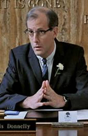 Warren Keith as Younger FBI Agent