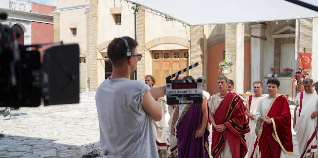 04:45: Backstage - Sketch History | ZDF | 12/29 2025