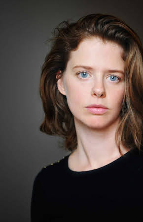 Maaike Neuville as 