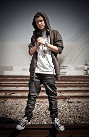 Kiowa Tucker as 