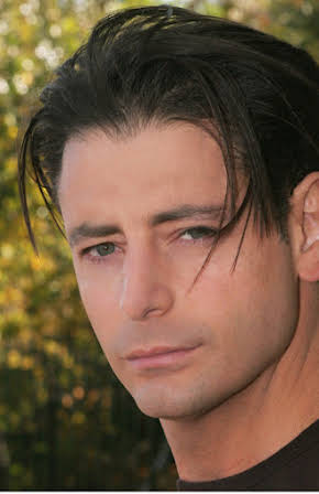 Robert Capelli Jr. as 