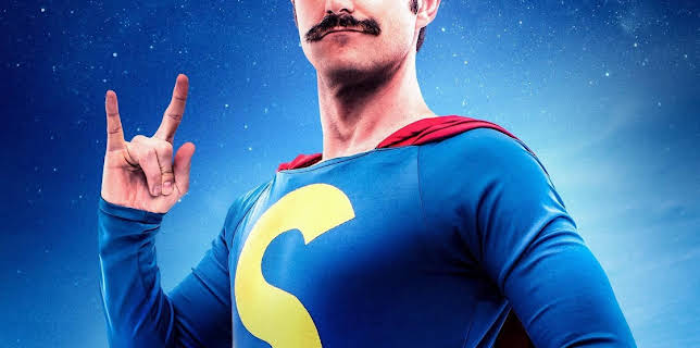 18:34: Superlópez (IMDb 5.4) | Comedy Central | 2/1 2026