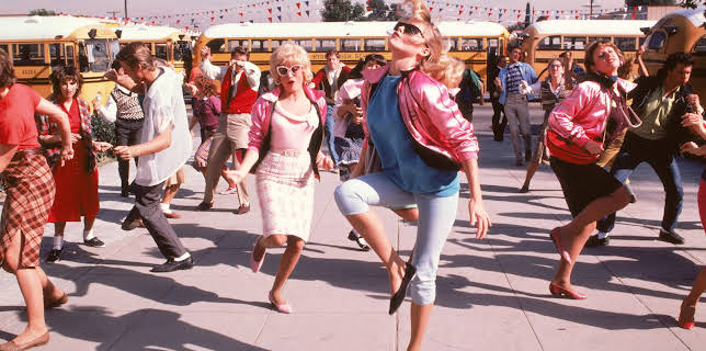 19:00: Grease 2 | TV3 | 3/14 2026