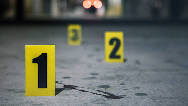 12:00 AM: American Nightmare (S1 E6) (S1) | ID | 12/16 2025