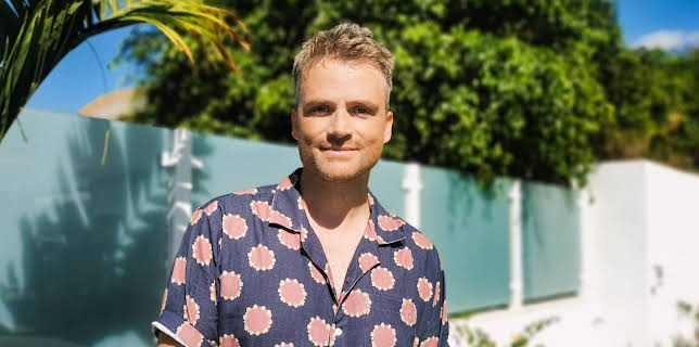 6:00 PM: New: A Place in the Sun | Channel 4 | 11/18 2025