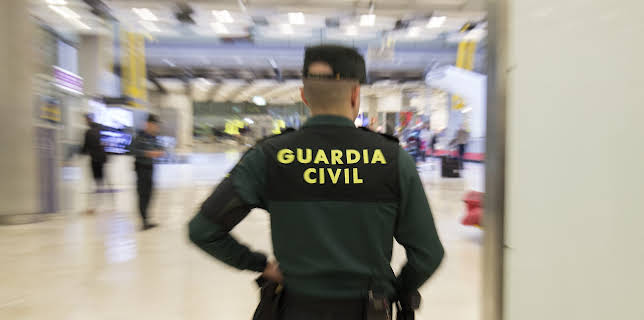 07:30: Grensevakten Spania (S4 E16) (S4) | Investigation Discovery | 11/6 2025