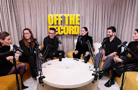 Off the record con Martha Debayle season-1: Nadie te dice esto de trabajar con Martha: juntas, fotos y crisis creativas