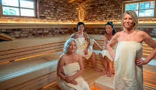 Die Frauensauna - Plötzlich Wechseljahre!