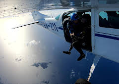 Sharkwrecked: Crash Landing