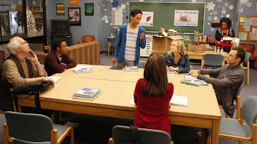 05:30: Community (S1 E12) (S1) | Viasat Series | 4/22 2026