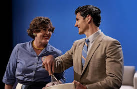 Julia, Season 1: Crêpes Suzette