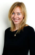 Annie Sundberg som Director