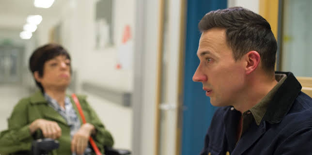 23:15: Tyst vittne (S22 E8) (S22) | Kanal 11 | 12/28 2025