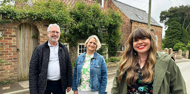 3:00 PM: Escape to the Country (S25) | BBC One | 3/5 2026