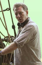 Ralph Hemecker som Director