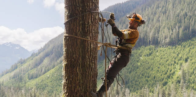 17:50: The Last Woodsmen (S1 E7) (S1) | Discovery Channel | 12/27 2025