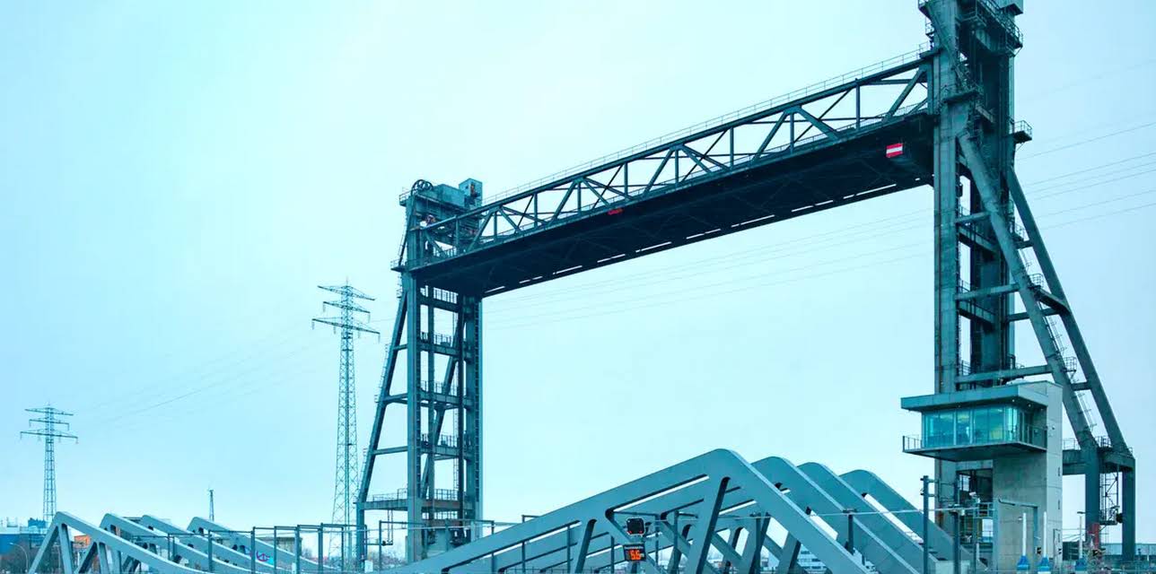 Giant Generation Change The New Rethe Bridge (2023)