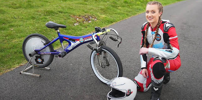 12:40 PM: Grace's Amazing Machines (S3) | Cbeebies | 12/3 2025