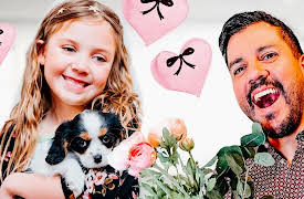 The Stella Show: Stella's Family Date Night!