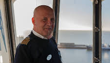 Danskebåten (S1 E6)