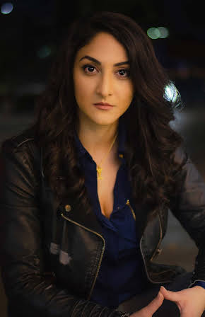 Panta Mosleh as Director